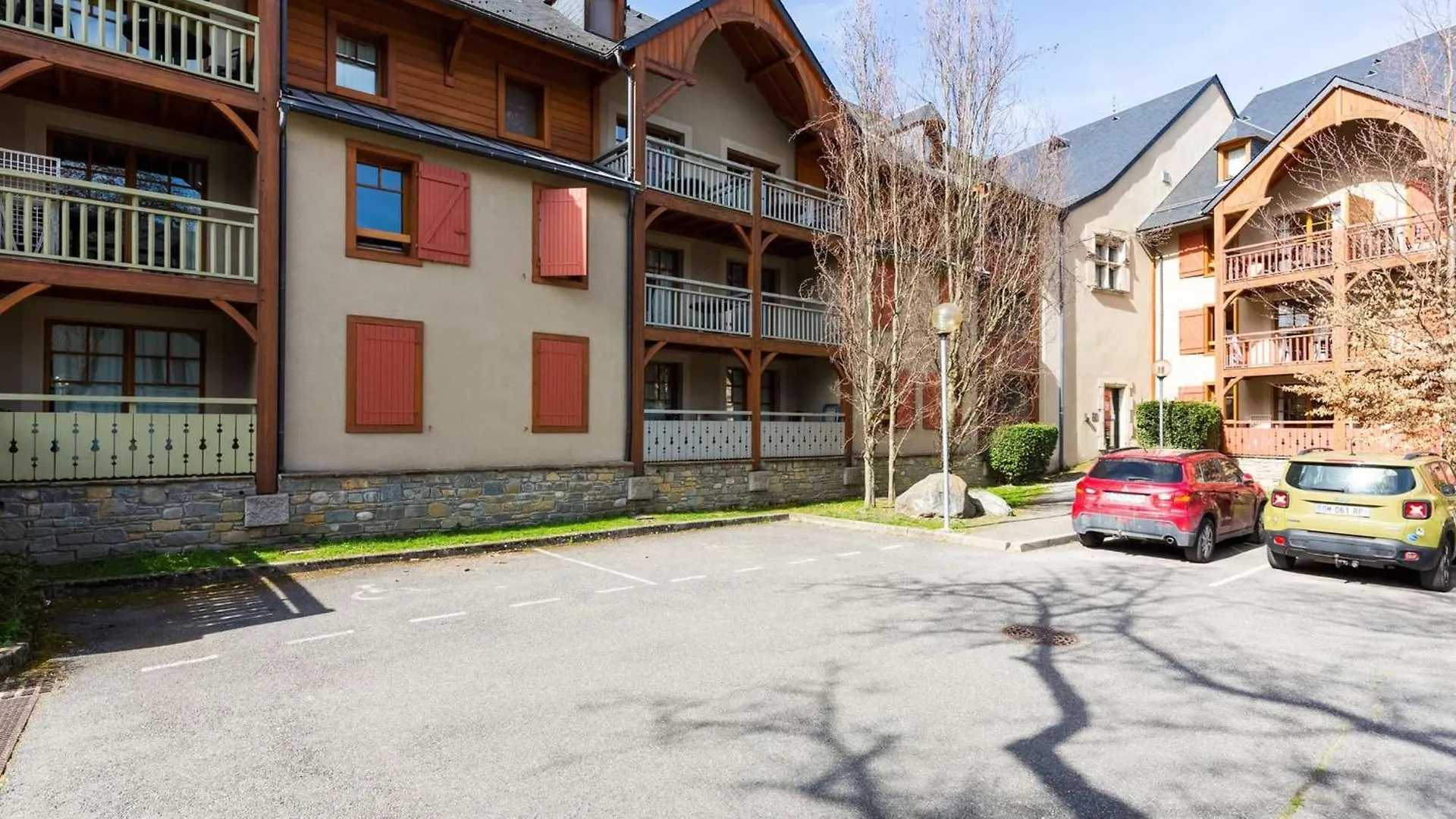 Apartment Appartement Prestige Au Centre-Ville Avec Piscine, Sauna Et Parking A Saint-Lary-Soulan - Fr-1-296-417